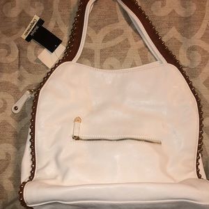 White handbag from Cato